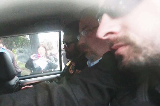 PF prende Palocci em etapa que investiga favorecimento a Lula