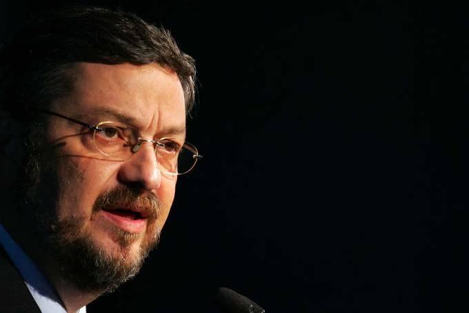 Moro decreta bloqueio de até R$ 128 milhões de Palocci