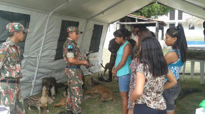 Projeto Florestinha faz educação ambiental em área de proteção da Baía Negra, em Ladário