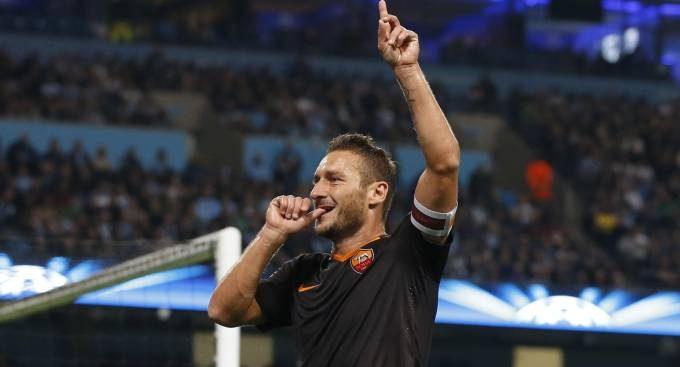 Presidente da Roma ‘aposenta’ Totti ao lembrar de aniversário