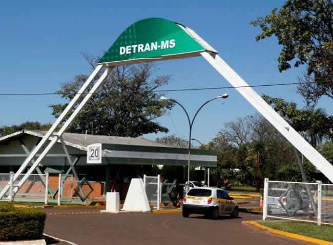 TCE suspende contrato do Detran de R$ 7,4 milhões