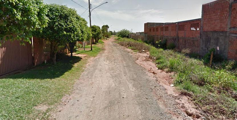 Mulher esfaqueia, esgana e mata irmão após discussão