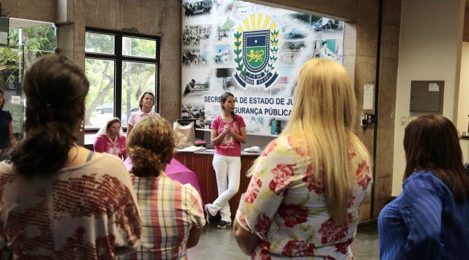 Servidoras da Sejusp participam de palestra de conscientização sobre o Câncer de Mama