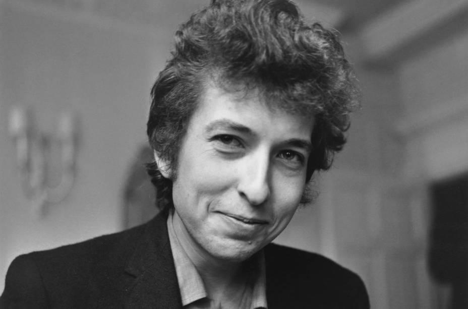 Conheça os livros de Bob Dylan, que também compõe prosa