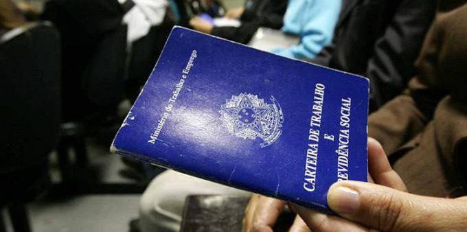 Pessoas desocupadas somam 16,4 milhões no país