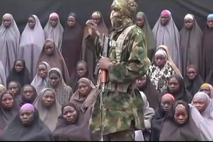 Boko Haram liberta 21 meninas sequestradas em Chibok