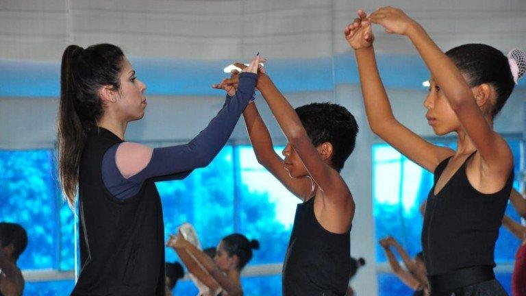 Semed convoca professores aprovados em seleção para Projeto Arte e Cultura