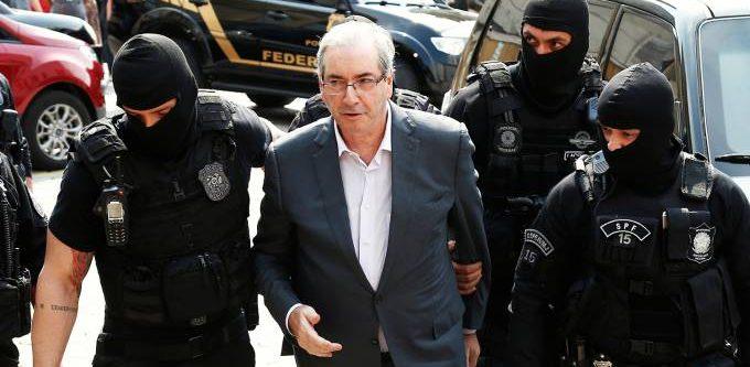 Advogados entram com pedido de habeas corpus