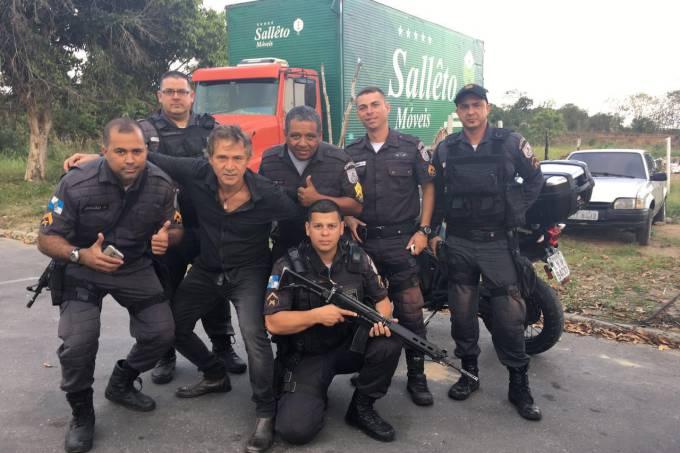 Ator da Globo faz vídeo para agradecer PMs que acharam sua moto