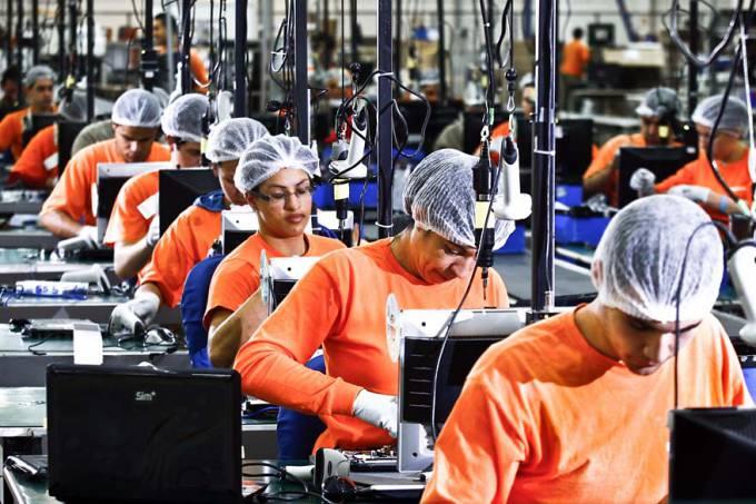 Brasil levará 100 anos para igualar salários de homens e mulheres