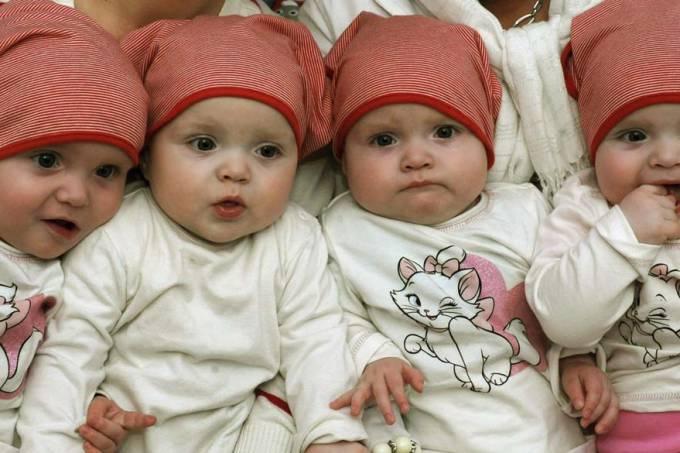 Itália pode dar 800 euros para cada bebê que nascer no país