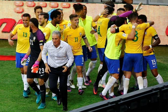 Tite usa ‘Capita’ como motivação e diz que vitória foi homenagem