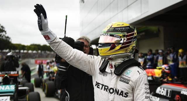 F1: Hamilton supera Rosberg e larga na pole em Interlagos