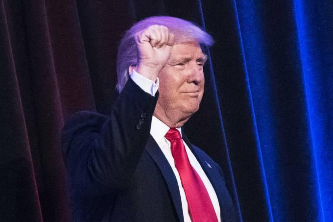 Trump está próximo de escolher chefe de gabinete