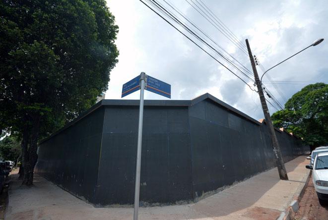 Estacionamento de novo prédio poderá causar transtornos