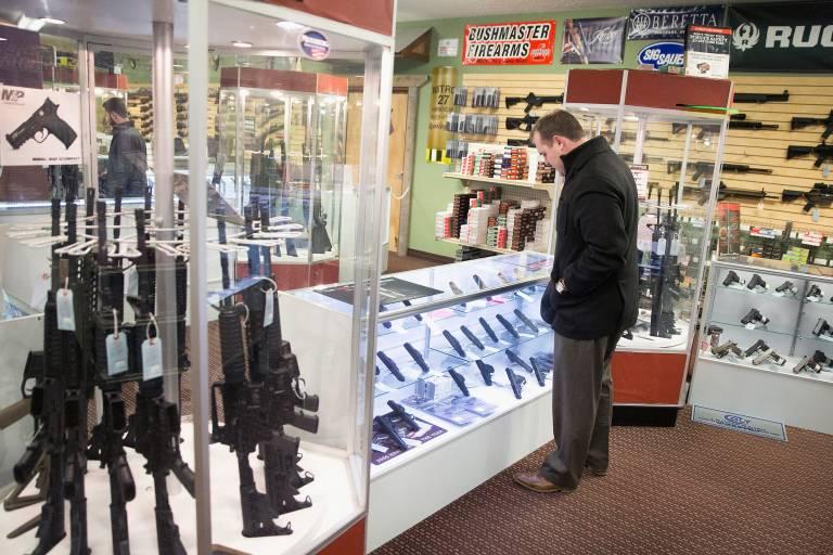 “Black Friday” de armas bate recorde nos EUA