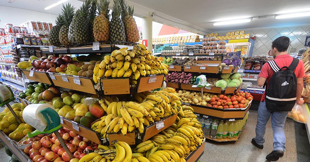 Produção de frutas não corresponde a 10% da demanda