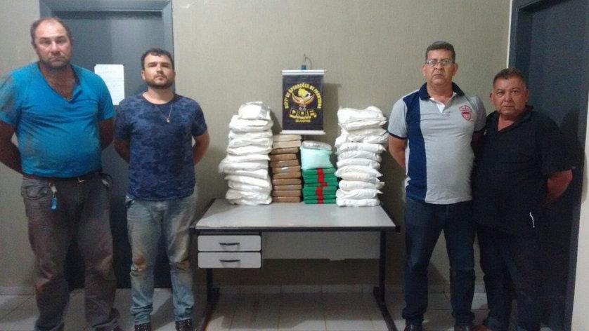 Quatro homens são presos com 72 quilos de cocaína