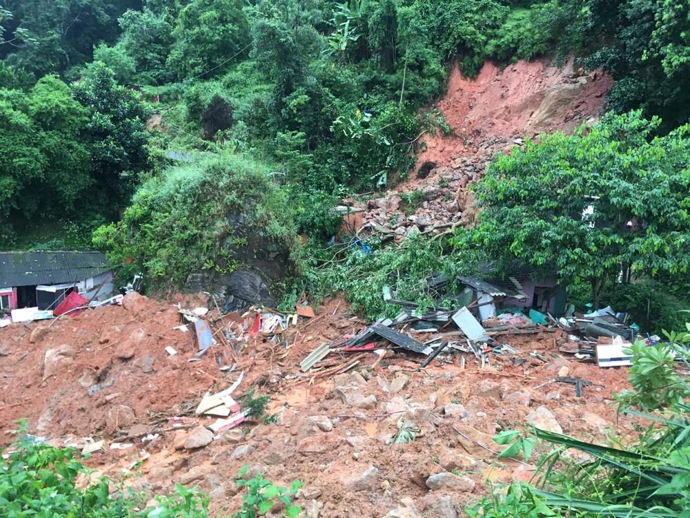Temporal causa 9 mortes na Baixada Santista