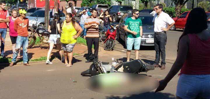 Grávida, jovem e bebê de oito meses morrem em acidente com caminhão