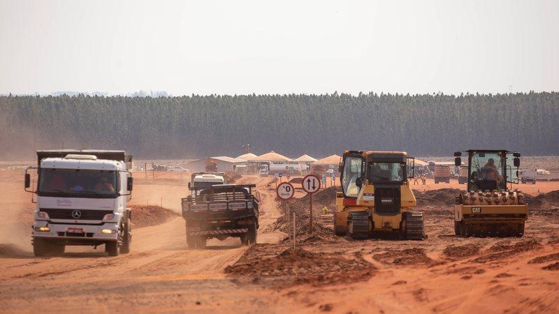 Ribas do Rio Pardo: um canteiro de obras onde 'tudo virou ouro'