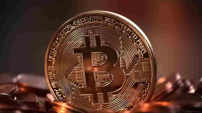 China declara ilegal transação com criptomoedas