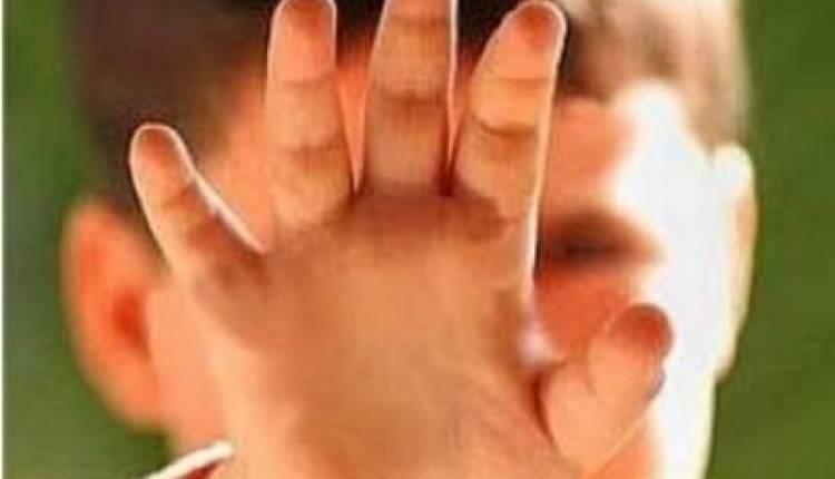 Pai perde guarda de filho e mãe descobre estupro ao dar banho em menino de 5 anos