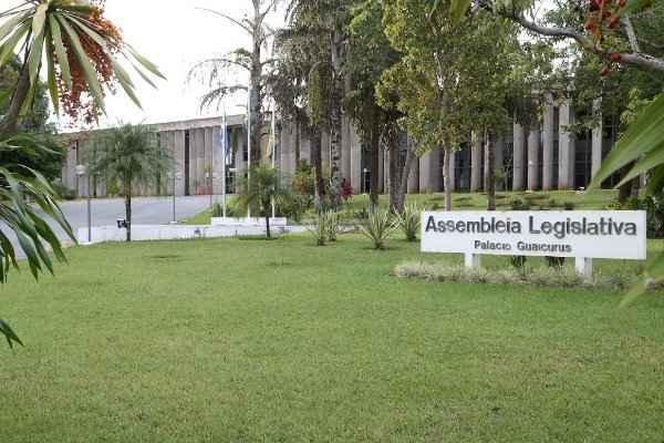 Deputados aprovam projeto de parto humanizado