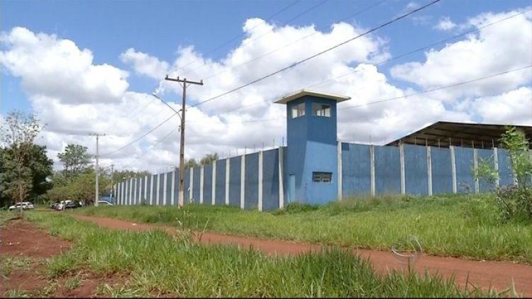 Adolescentes que estupraram menina de 3 anos são levados para a Unei