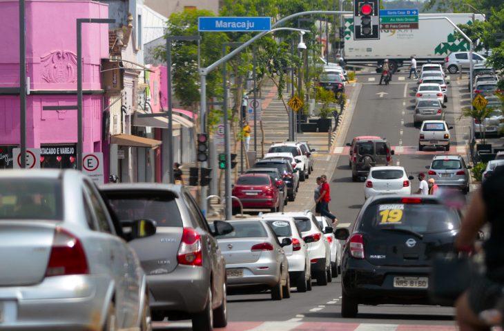 Veículos com placa final 0 tem até dia 31 de outubro para quitar licenciamento