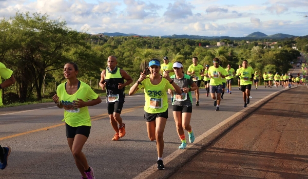 Bonito recebe mais de 2 mil atletas para provas de corrida e ciclismo