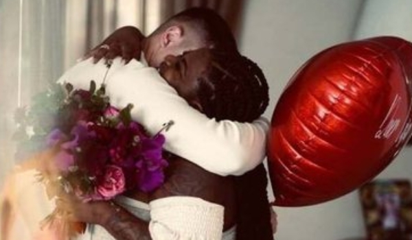 Ela aceitou? Jojo Todynho é pedida em casamento após 4 meses de namoro