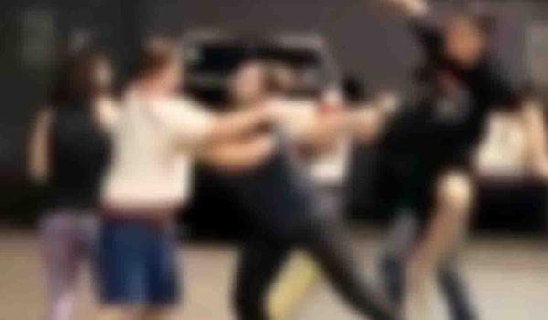 “Parecia um pitbull em cima”, diz mãe de adolescente envolvido em briga de trânsito com lutador de muay thai