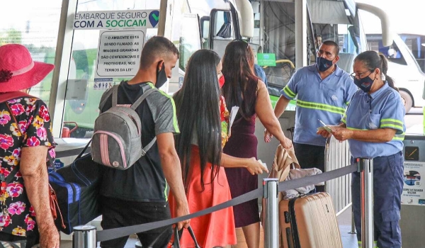 Mais de 40 mil pessoas devem passar pela rodoviária da Capital até o Ano-Novo