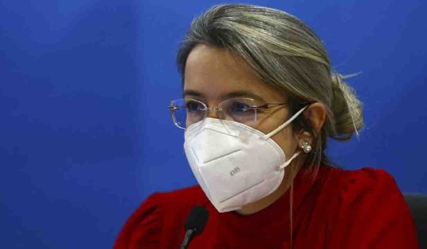 Ex-diretora do HRMS, secretária do Ministério da Saúde diz que vacina para crianças é segura