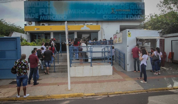 De açougueiro a vigia, Funsat oferece 933 vagas de emprego na Capital