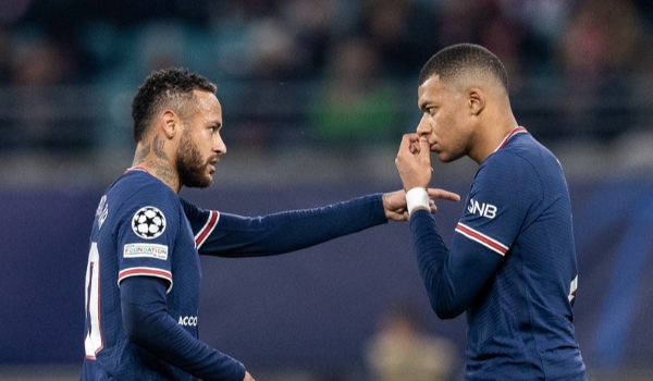Mbappé se diz ansioso para volta de Neymar: 