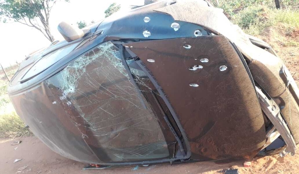Vereador executado a tiros estava fugindo e capotou carro em estrada