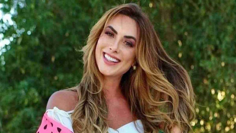 Nicole Bahls pega Covid e contamina família: “Achei que era gripe!”