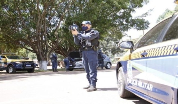 Polícia Militar Rodoviária continua fiscalização intensa nas estradas neste retorno das viagens