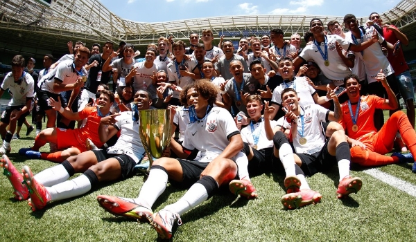 Renovações, volta de obras no CT e mudanças na captação: os planos do Corinthians para a base em 2022