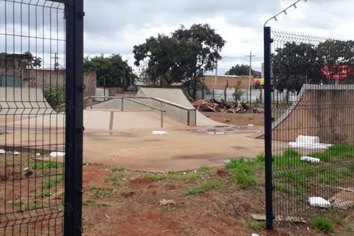 Prefeitura divulga contrato de R$ 2 milhões para retomar obra de praça no Noroeste