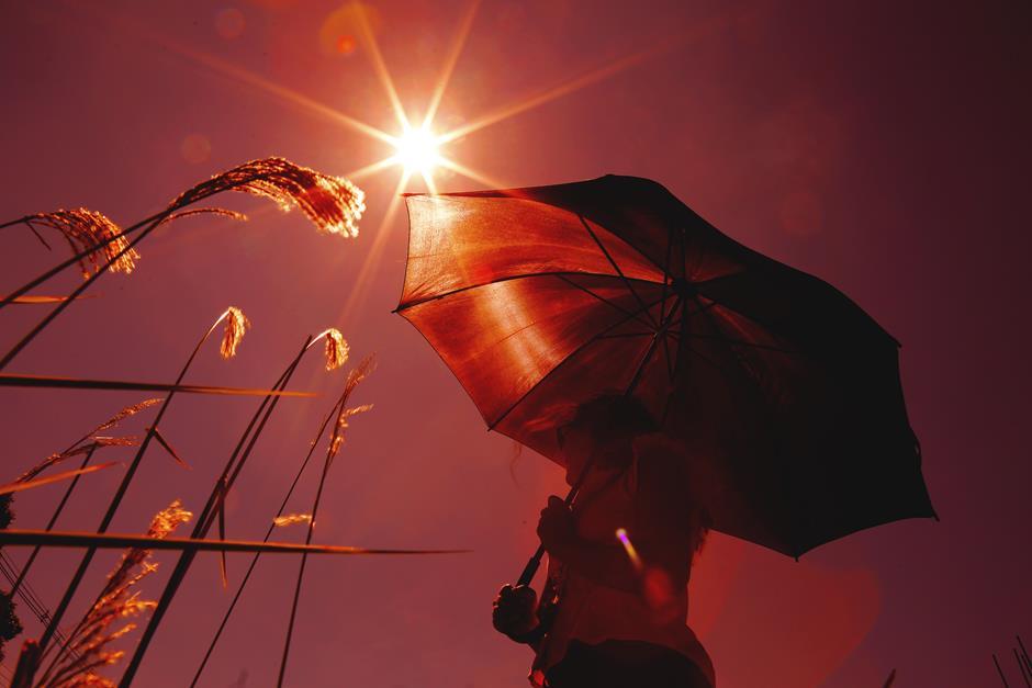 Sexta-feira tem previsão de tempo seco e máxima de 40°C