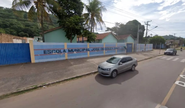 Diretora e funcionário de escola são sequestrados por trio armado durante roubo