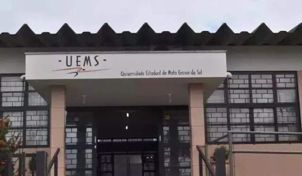 Inscrições para pós-graduação em direitos humanos terminam na quinta-feira