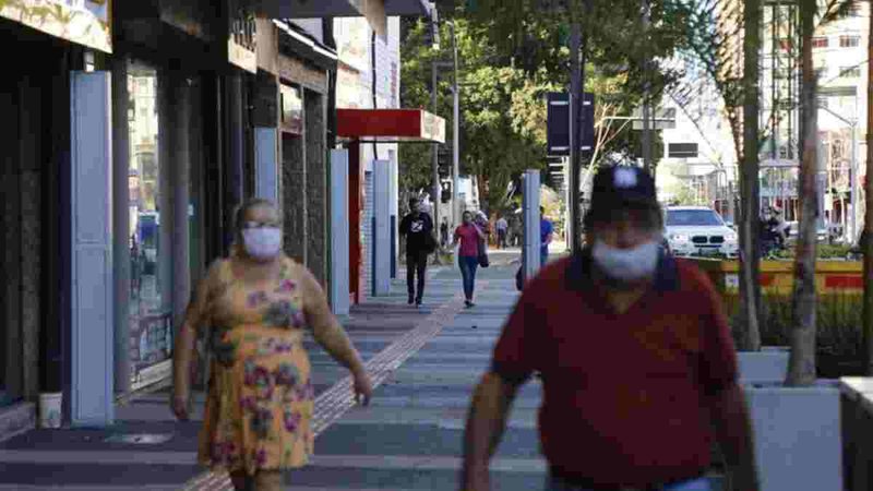 Mesmo com 'boom' de casos de covid, MS ainda não identificou casos da variante Ômicron, diz SES