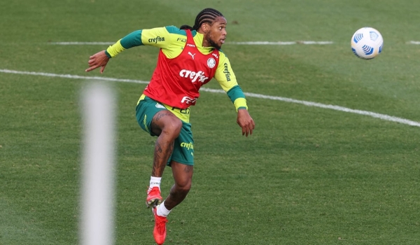 Site do Palmeiras exclui Luiz Adriano do elenco e oficializa troca de números entre Dudu e Rony