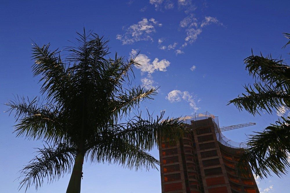 Previsão indica chuva, mas temperaturas seguem altas