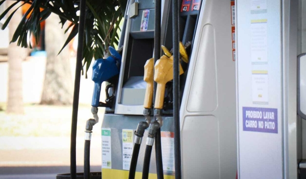 Petrobras anuncia aumento nos preços da gasolina e diesel a partir de amanhã