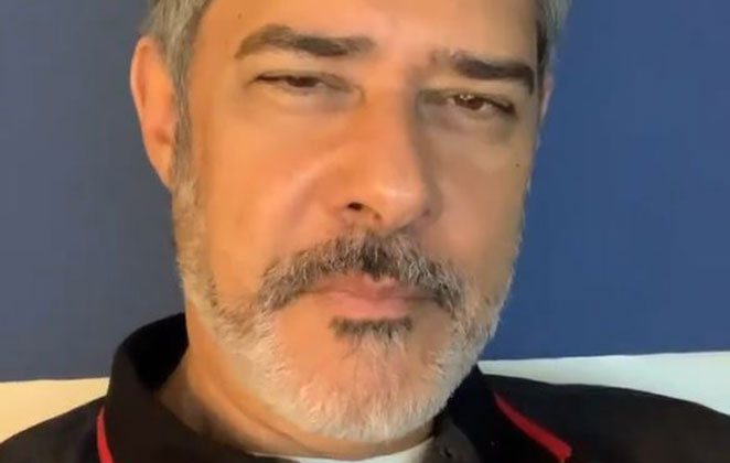 Após ficar isolado, William Bonner revela o resultado de seu teste para a Covid-19